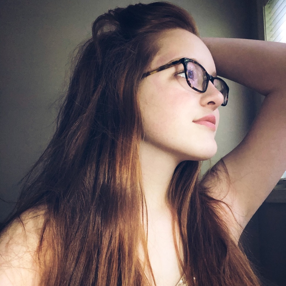 Meet your Posher, Caroline